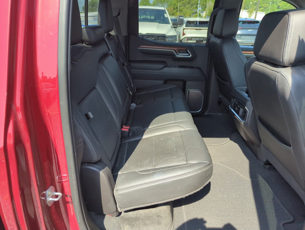 Used 2023 GMC Sierra 1500 Denali AWD/4WD image 31