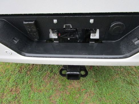 New 2026 GMC Sierra 2500 AT4 image 9