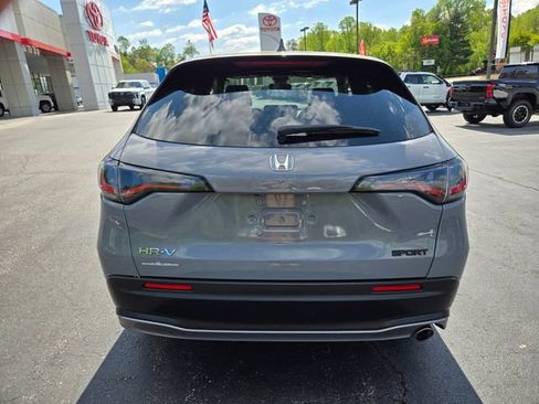 Used 2024 Honda HR-V Sport image 7