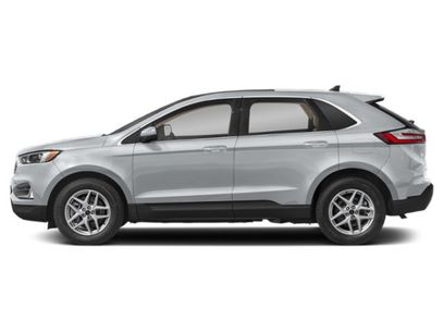 Used 2024 Ford Edge SEL w/ Convenience Package