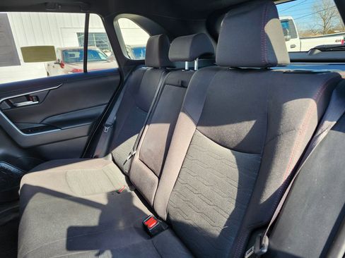 Used 2022 Toyota RAV4 SE w/ Weather & Moonroof Package image 9