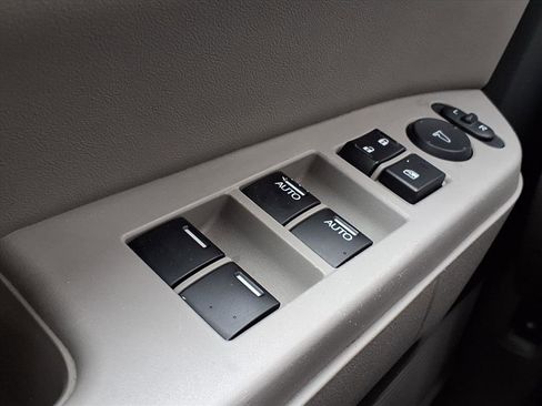 Used 2014 Honda Pilot EX-L image 10