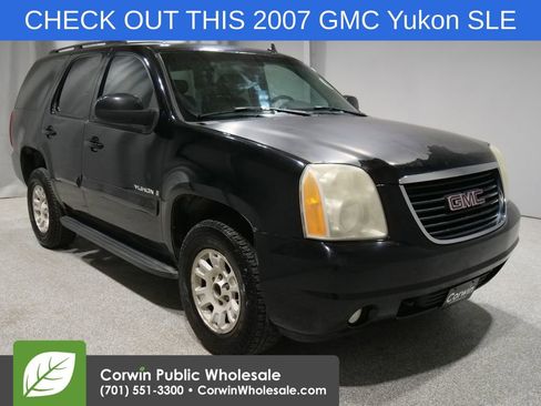 Used 2007 GMC Yukon SLE image 1