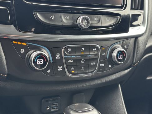 Used 2020 Chevrolet Traverse Premier w/ LPO, Floor Liner Package image 23