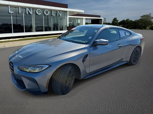Used 2022 BMW M4 Coupe image 1