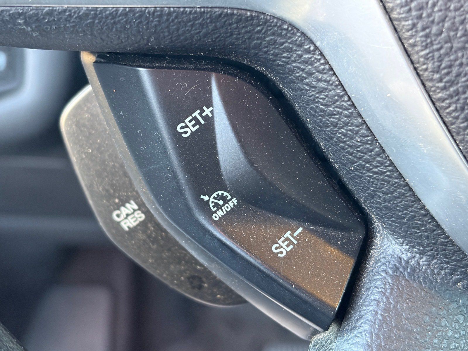Used 2016 Ford Escape SE FWD image 10