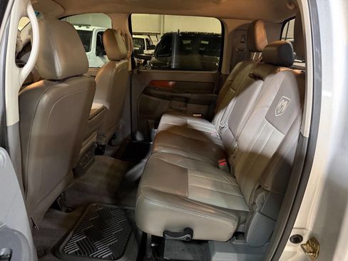 Used 2006 Dodge Ram 3500 Truck SLT AWD/4WD image 14