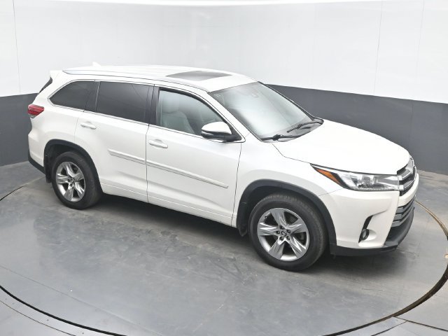 Used 2017 Toyota Highlander Limited AWD/4WD image 1