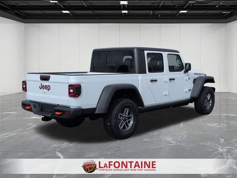 New 2026 Jeep Gladiator Mojave image 5