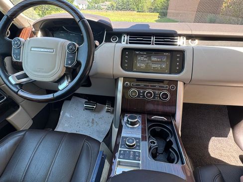 Used 2016 Land Rover Range Rover Supercharged AWD/4WD image 32