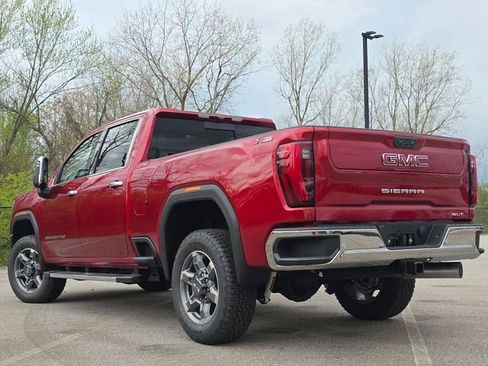New 2026 GMC Sierra 2500 SLT w/ SLT Premium Package AWD/4WD image 15