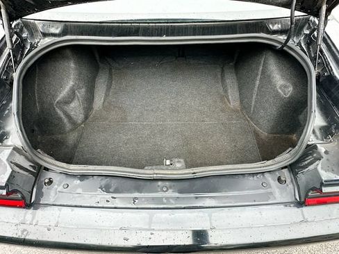 Used 2016 Dodge Challenger R/T Scat Pack w/ Leather Interior Group RWD image 27