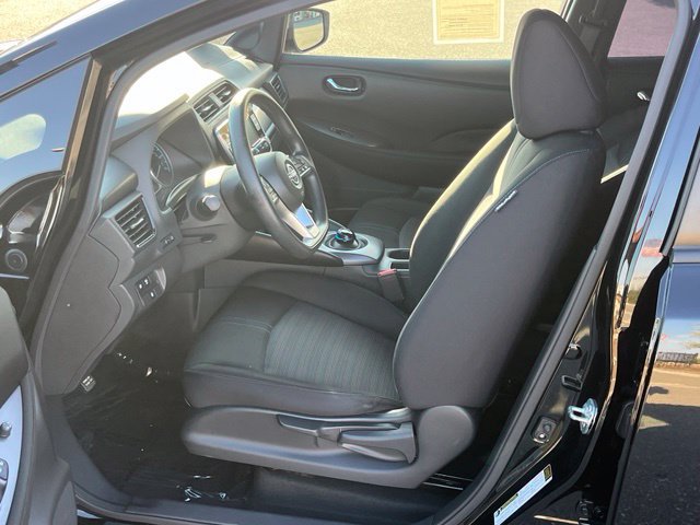 Used 2024 Nissan Leaf S FWD image 8