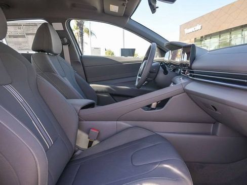 New 2026 Hyundai Elantra Sport image 19