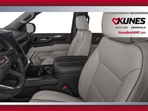 New 2026 GMC Yukon Denali Ultimate w/ LPO, Floor Liner Package AWD/4WD image 7