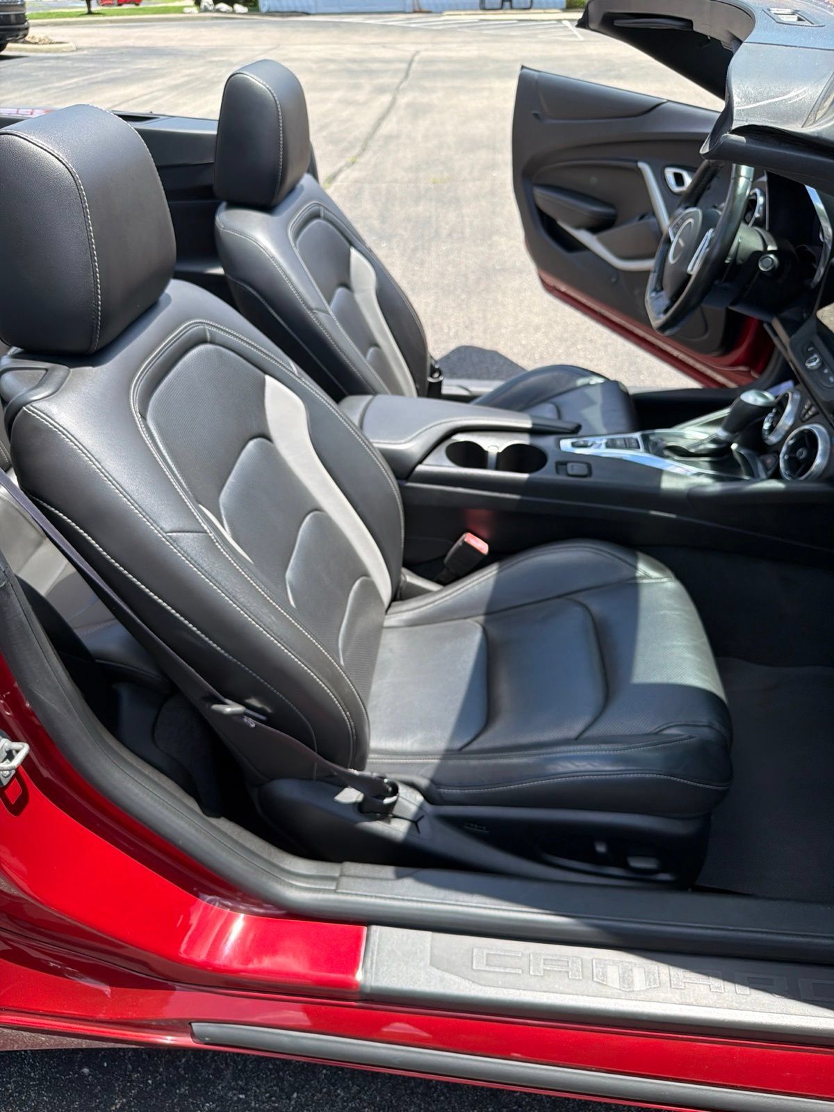 Used 2016 Chevrolet Camaro LT RWD image 20