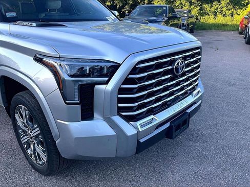 Used 2022 Toyota Tundra Capstone AWD/4WD image 8