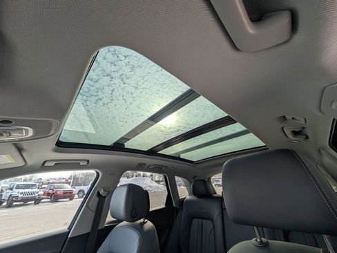 Used 2023 Audi Q5 2.0T Premium Plus image 3