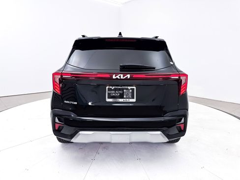 Certified 2024 Kia Seltos EX FWD image 15