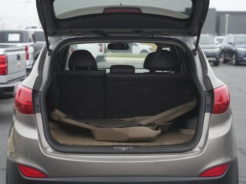 Used 2012 Hyundai Tucson GLS image 30