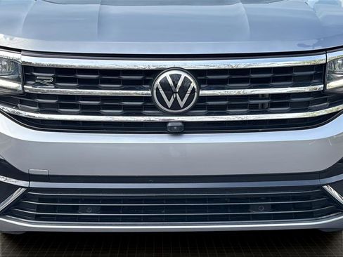 Used 2022 Volkswagen Atlas SEL Premium image 9