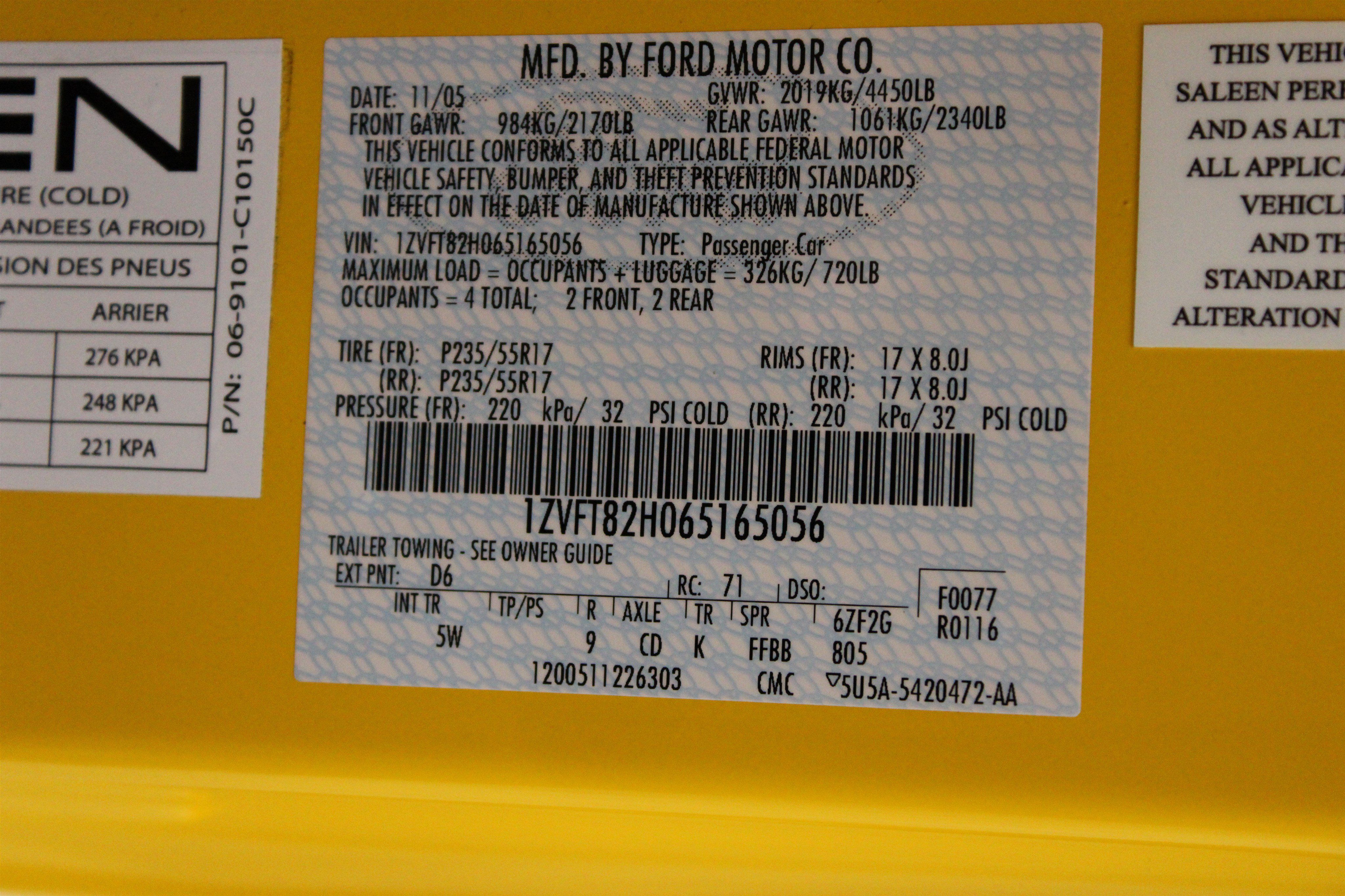 Used 2006 Ford Mustang GT RWD image 32