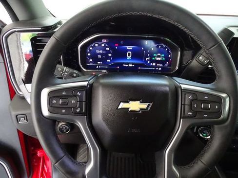 Used 2024 Chevrolet Silverado 2500 LTZ w/ LTZ Convenience Package AWD/4WD image 6