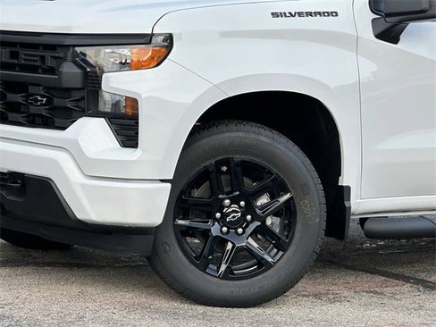 New 2026 Chevrolet Silverado 1500 Custom w/ Rally Edition image 8