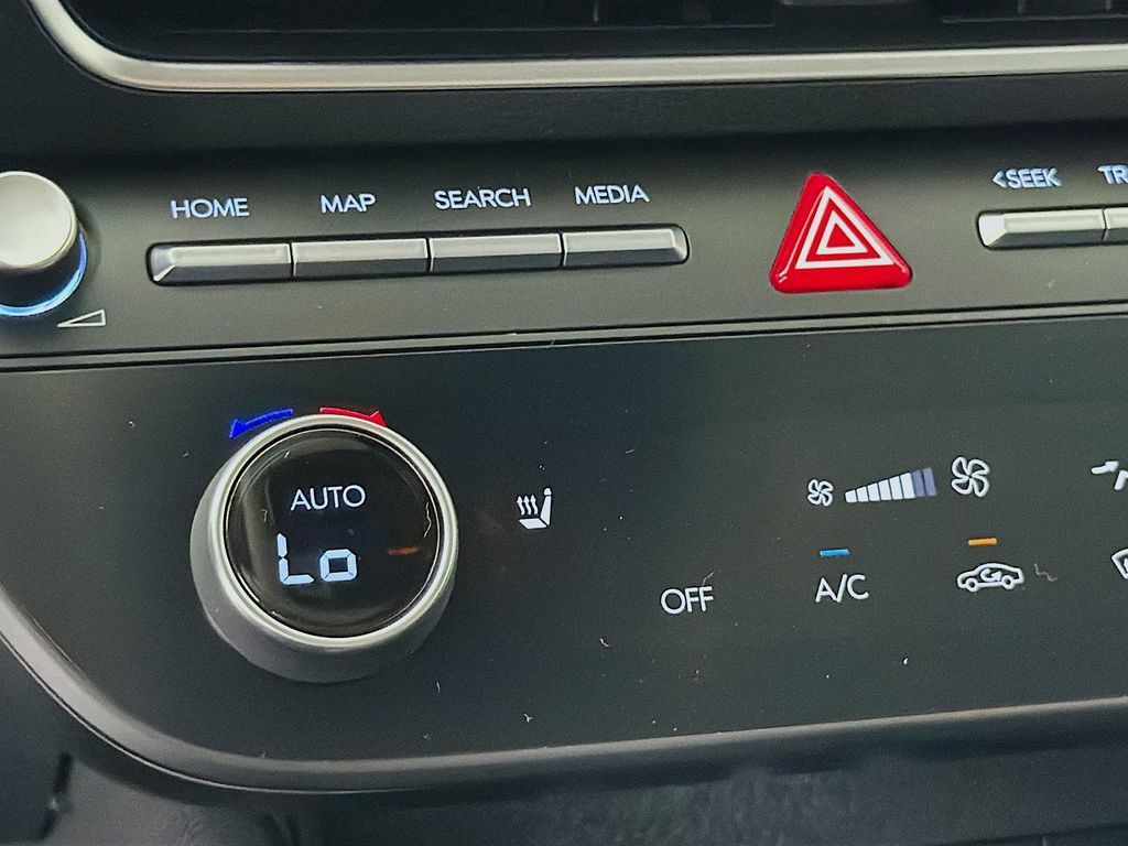Used 2026 Hyundai Sonata SEL FWD image 22