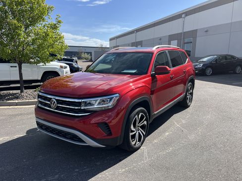 Used 2023 Volkswagen Atlas SEL image 3