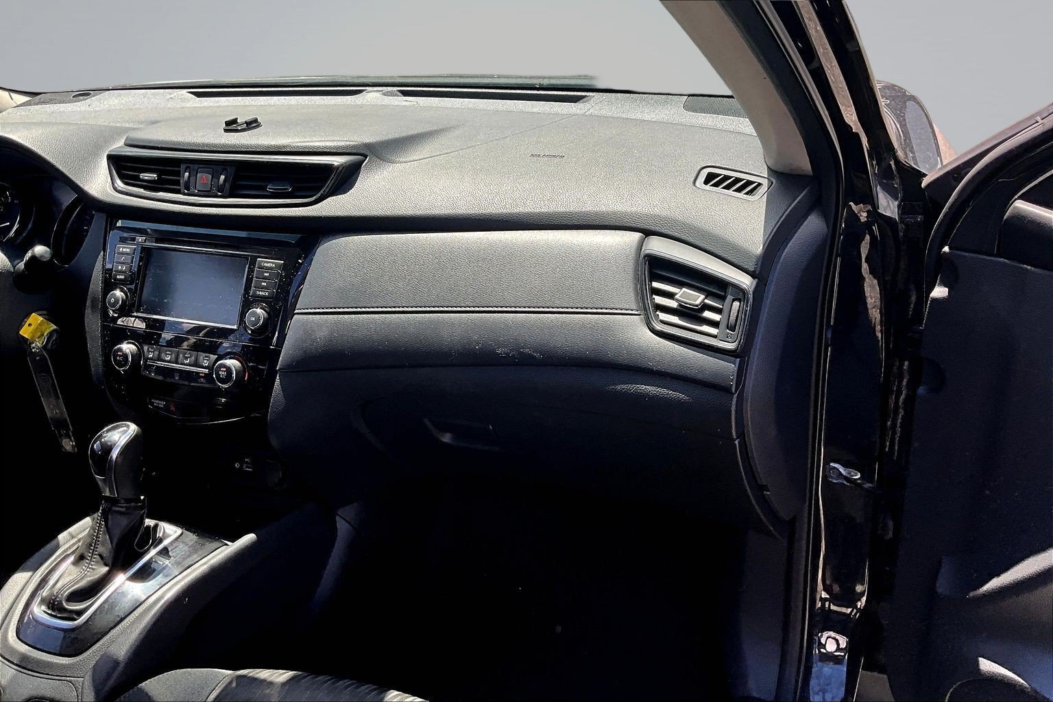 Used 2019 Nissan Rogue S AWD/4WD image 24