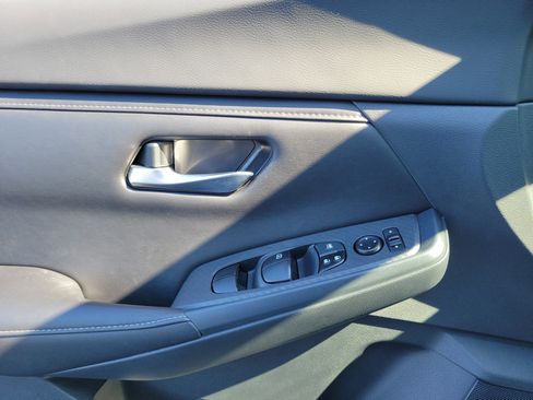 Certified 2022 Nissan Sentra SV w/ All-Weather Package image 17