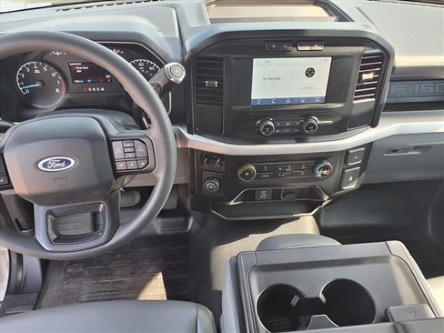 Used 2023 Ford F150 XL w/ Trailer Tow Package image 5