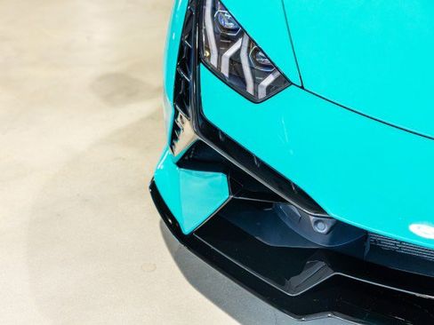 Used 2023 Lamborghini Huracan Tecnica RWD image 11