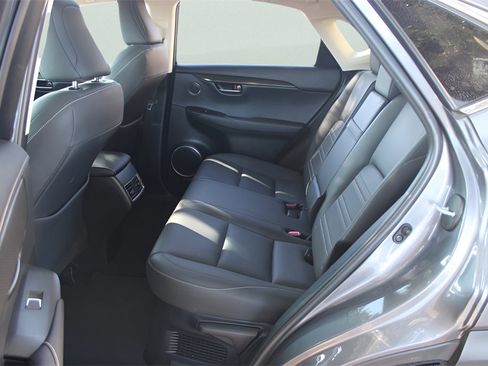 Used 2018 Lexus NX 300 FWD image 33