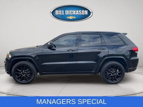 Used 2020 Jeep Grand Cherokee Altitude AWD/4WD image 4