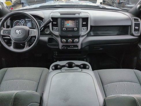 Used 2024 RAM 2500 Tradesman w/ Chrome Appearance Group AWD/4WD image 15
