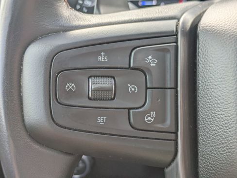 Used 2023 GMC Sierra 1500 AT4 w/ AT4 Premium Package AWD/4WD image 17