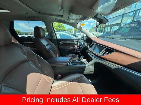 Used 2018 Buick Enclave Avenir w/ Avenir Technology Package AWD/4WD image 3