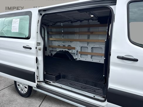 Used 2025 Ford Transit 250 Low Roof w/ Exterior Upgrade Package RWD image 16