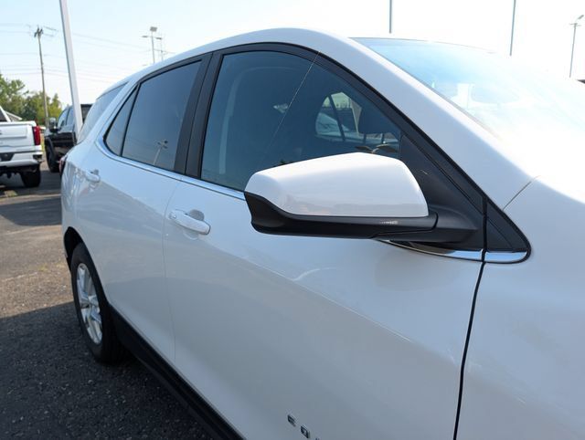 Used 2024 Chevrolet Equinox LT AWD/4WD image 11
