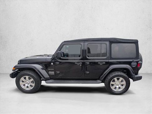 Used 2018 Jeep Wrangler Unlimited Sahara image 8