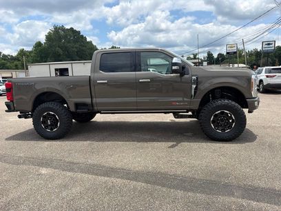 New 2026 Ford F250 Platinum w/ Platinum Plus Package