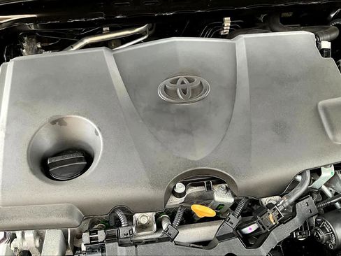 Used 2023 Toyota Camry SE image 30