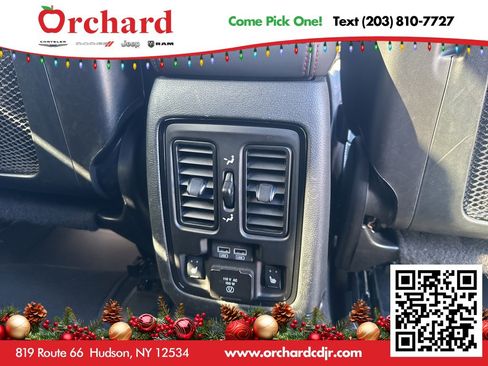 Used 2024 Dodge Durango R/T w/ Blacktop Package image 14