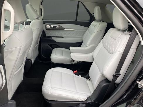 New 2026 Ford Explorer Platinum w/ LUX Leather Package AWD/4WD image 20