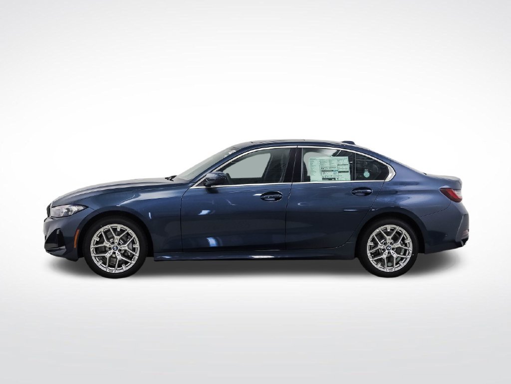 Used 2026 BMW 330i xDrive Sedan w/ Premium Package AWD/4WD image 2
