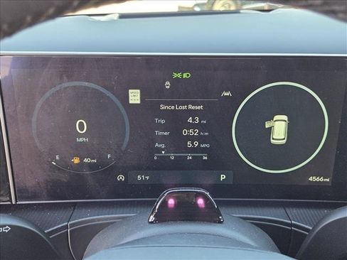 Used 2025 Hyundai Santa Fe Calligraphy image 30