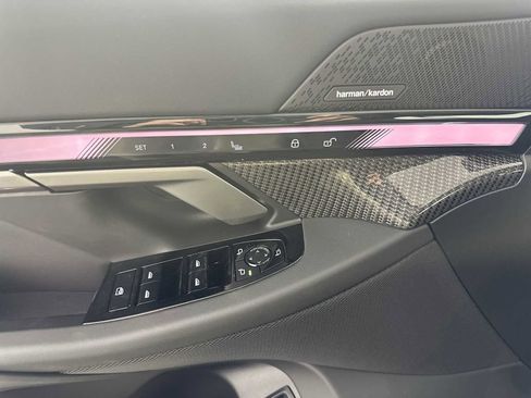 New 2026 BMW i5 eDrive40 w/ M Sport Package image 13