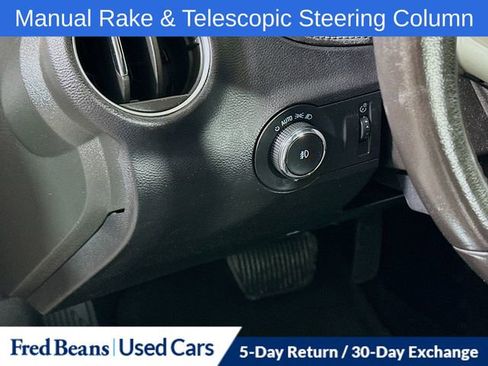 Used 2015 Chevrolet Camaro LT image 12